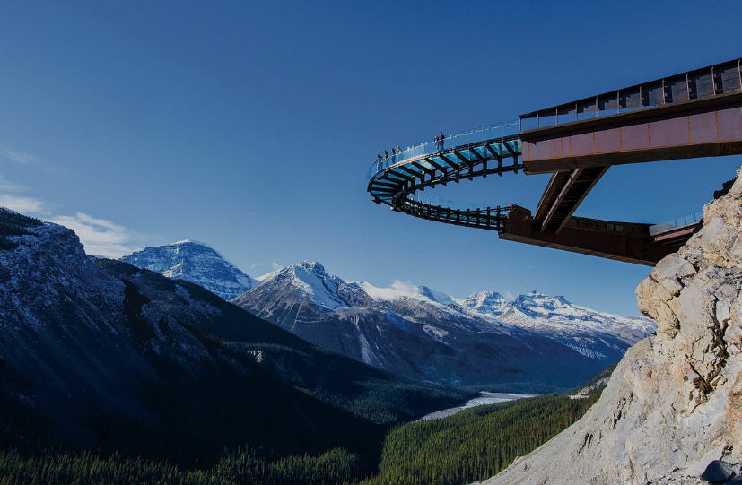 Spirit Island on Maligne Lake in Jasper National Park, with a picturesque boathouse and iconic mountain backdrop.